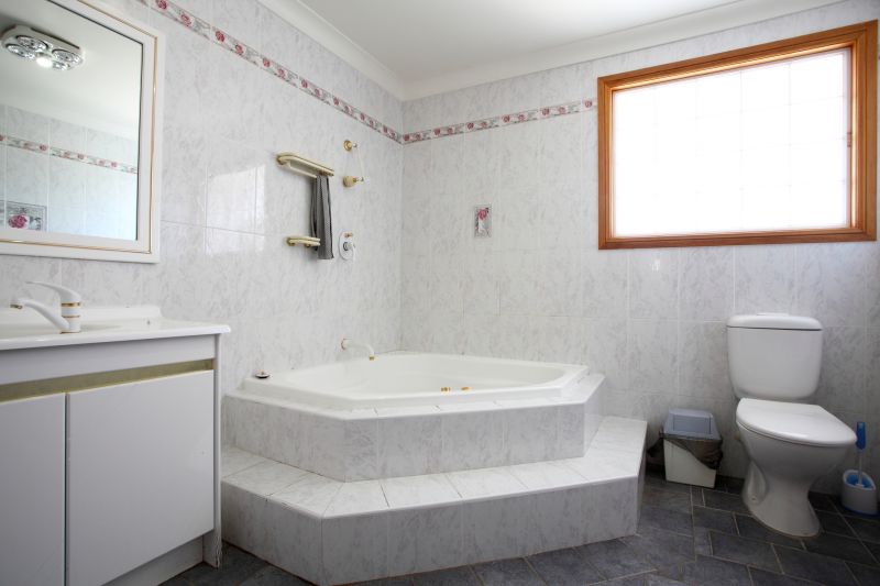 Top Bathtub Installation Companies in Norristown, PA